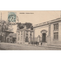 08 MEZIERES. Turbines Clément 1902 écoliers devant l'Usine