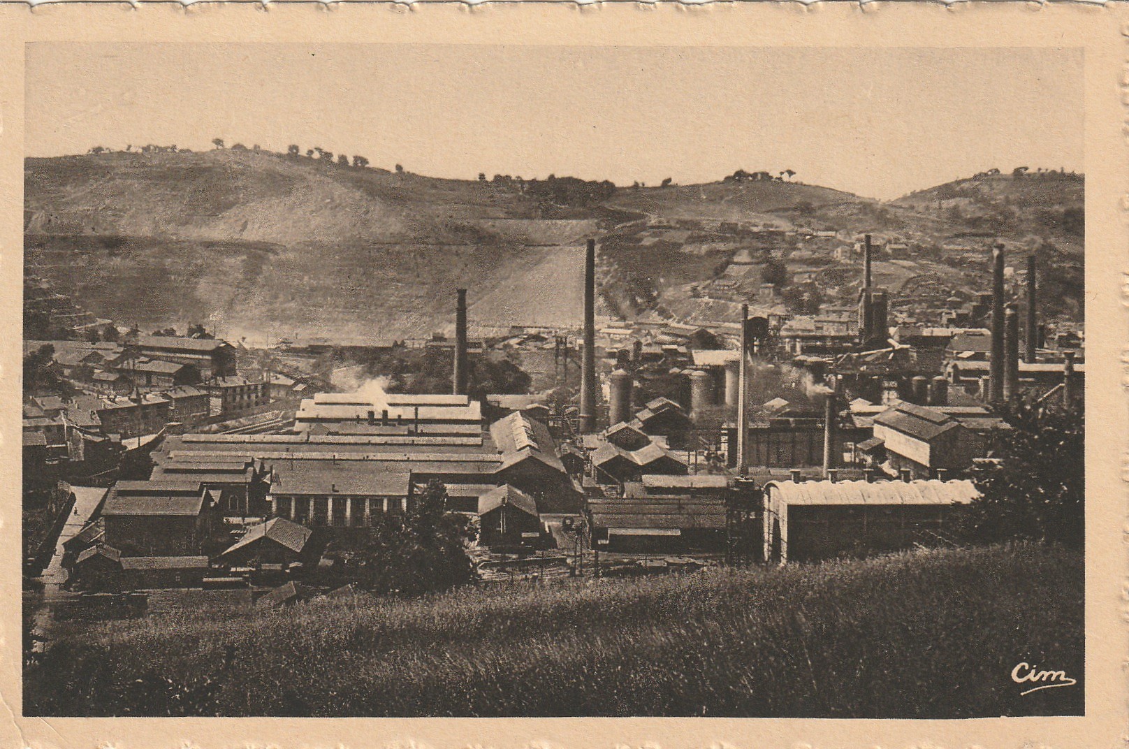 12 DECAZEVILLE. Les Usines 1937