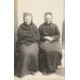 23 LA CREUSE. Vieilles femmes avec châle et bonnet en dentelle