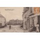 27 MAINNEVILLE. Place du Boulingrin ou Verte 1928 avec Facteur devant le Café 1928