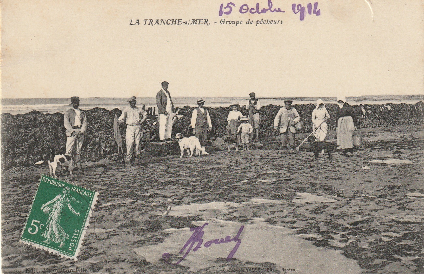 85 LA TRANCHE-SUR-MER. Groupe de Pêcheurs 1914