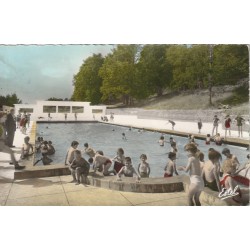 Cpsm 28 CHAUDON. La Piscine du Château de Mormoulins. 1956 Colonie de Vacances de Saint-Ouen-sur-Seine