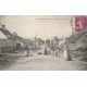 36 CLAVIERES. Animation Route de la Châtre 1933