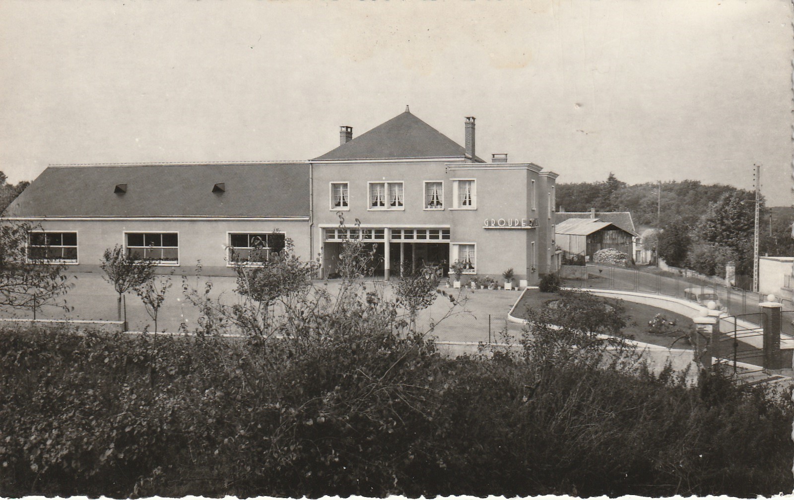 Photo Cpsm petit format 37 CHAMBOURG SUR INDRE. Groupe Scolaire