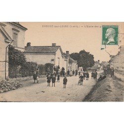 37 CHOUZE SUR LOIRE. Ecole de Garçons 1924