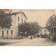 38 BEAUREPAIRE. La Gare et attelages devant le Café Hôtel Flavin face au débit de Tabac 1915