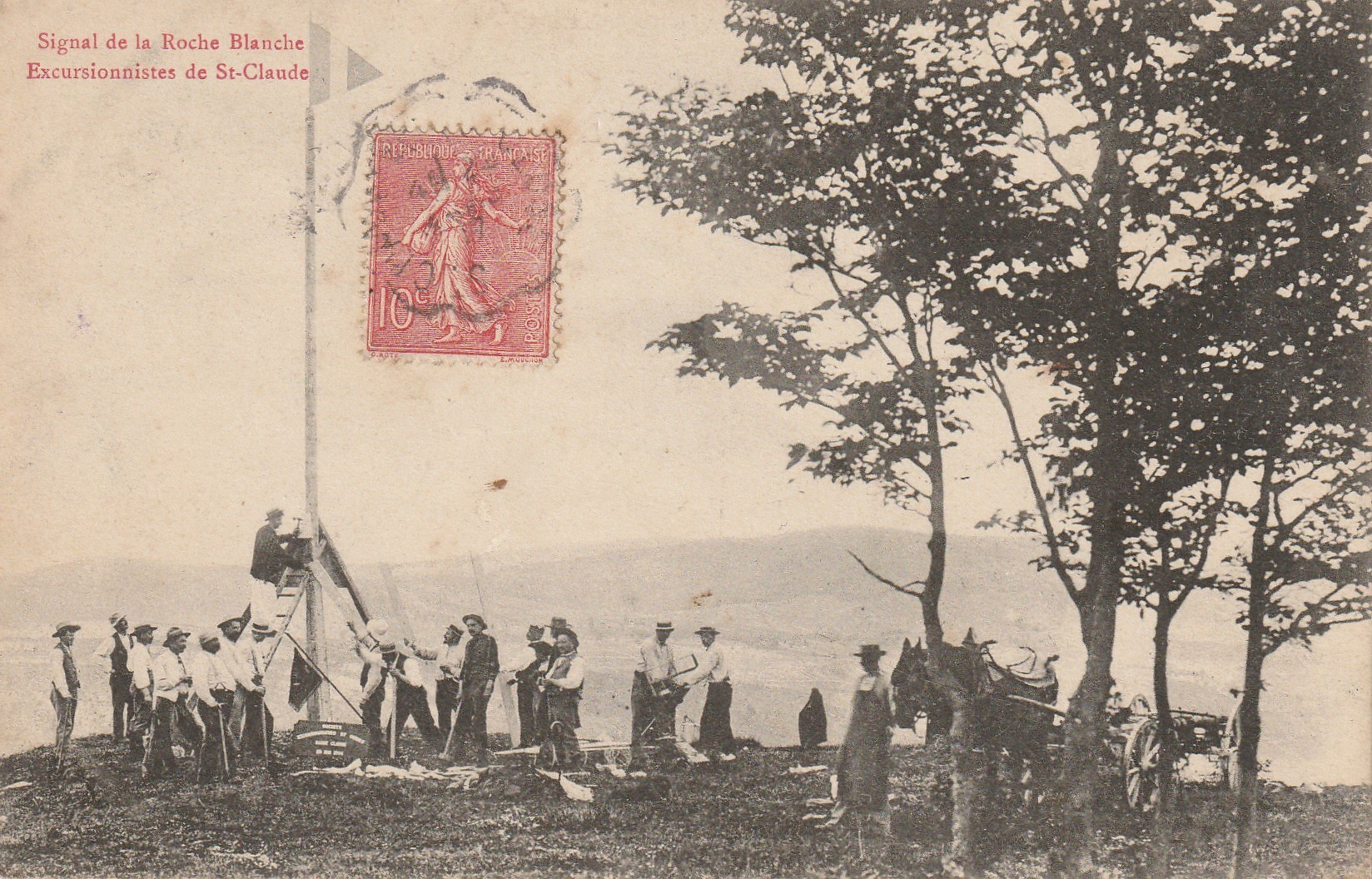 39 SAINT-CLAUDE. Excursionnistes au Signal de la Roche Blanche 1907