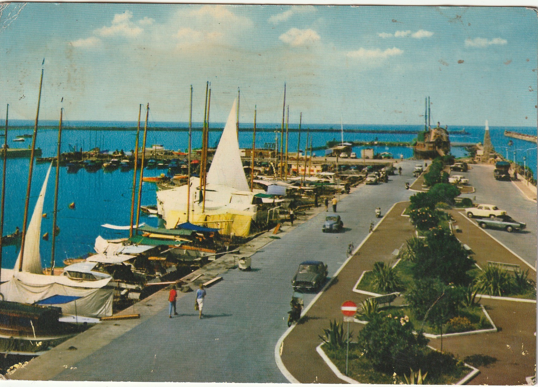 2 photo cpsm grand format VIAREGGIO & TORINO vers 1980