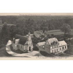 41 CHATEAU CHAMBORD. Eglise et Ecole
