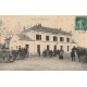 42 FEURS. Attelages devant la Nouvelle Gare vers 1908...