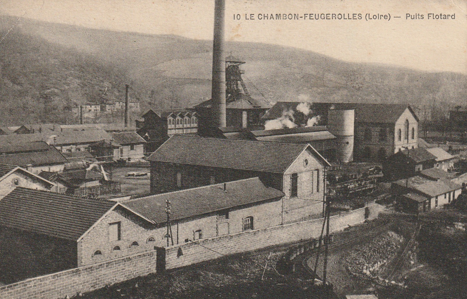 42 LE CHAMBON-FEUGEROLLES. Usine et Puits Flotard