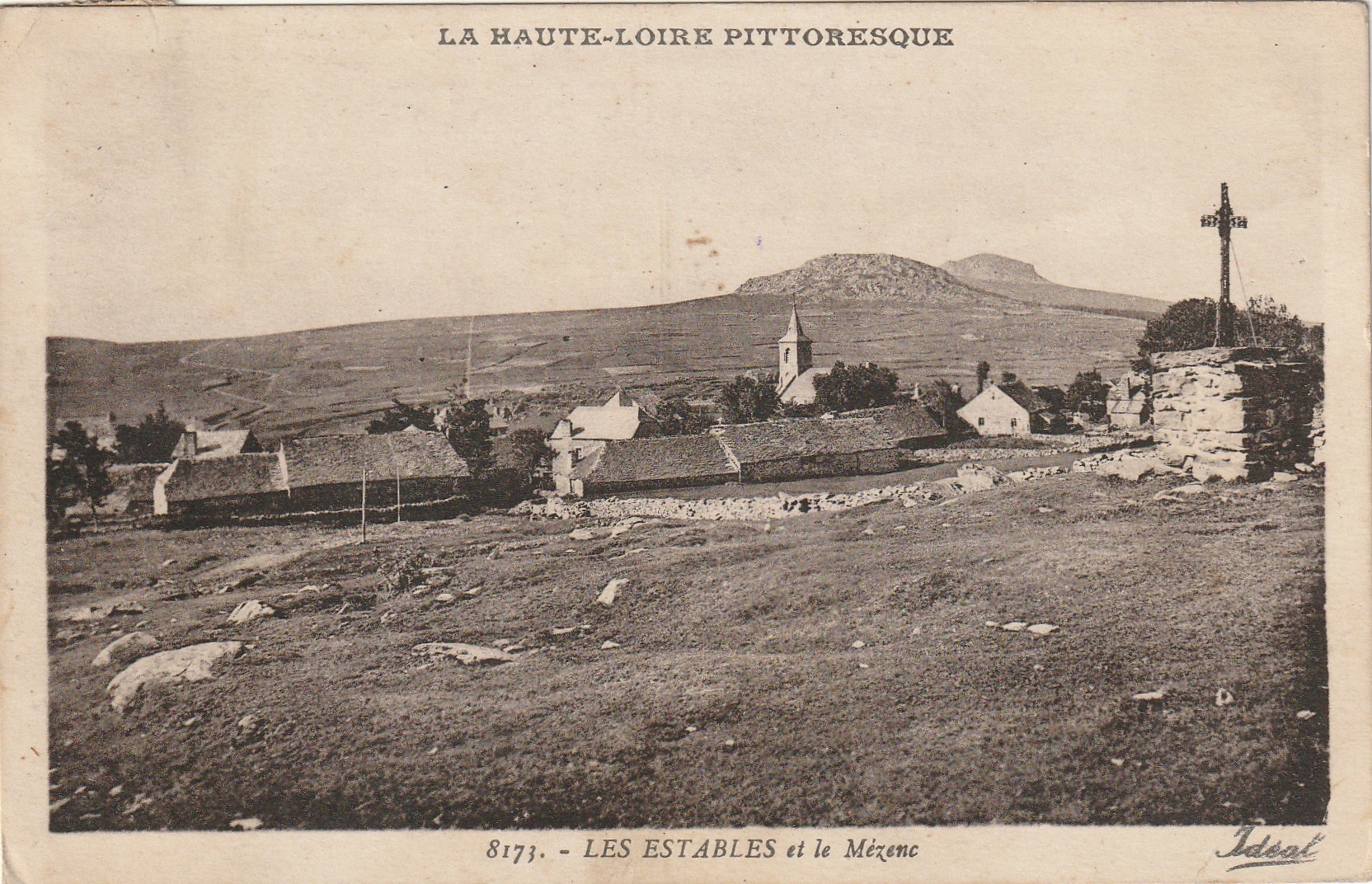 43 LES ESTABLES. Le Mézenc 1945