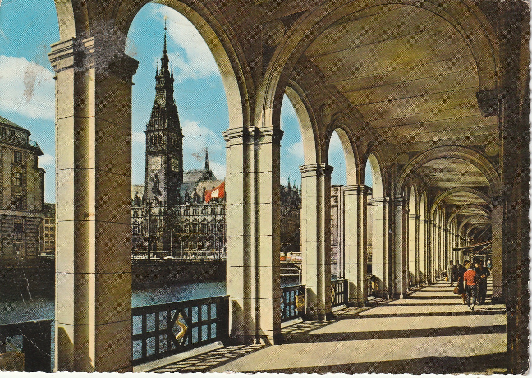 photo cpsm grand format HAMBURG Alsterarkaden und Rathaus
