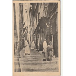 4 x cpa sur L'ALGERIE. Une rue, le Marché, Bone et Tlemcen