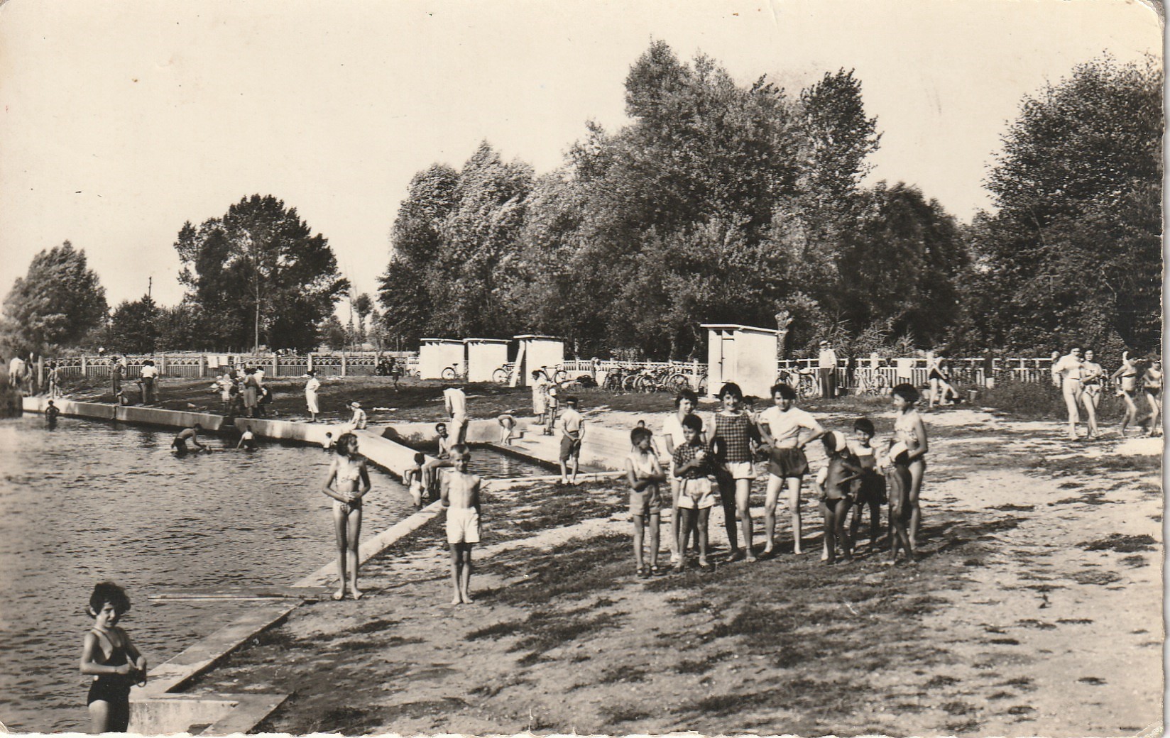 Photo Cpsm petit format 72 CONNERRE. La Piscine