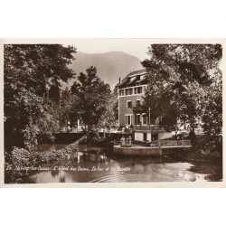 Photo Cpsm petit format 73 LA LECHERE-LES-BAINS. Hôtel des Bains, Lac et Buvette