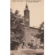 82 BIOULE. Monument aux Morts et Donjon du Château 1936 avec enfants