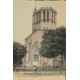 82 CASTELSARRASIN. Ecolier devant l'Eglise Saint-Sauveur.