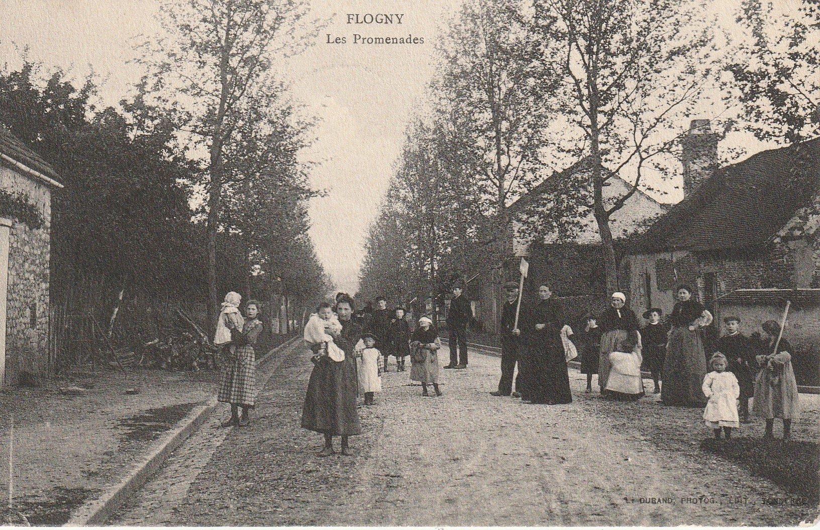 89 FLOGNY LA CHAPELLE. Les Promenades 1908