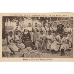ANGOLA. Filant la toile pour la Mission