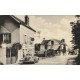 77 OTHIS. Voiture devant Café Plonquet route d'Ermenonville