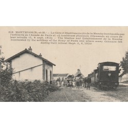 77 MONTHYON. Train dans la Gare bien animée 1916