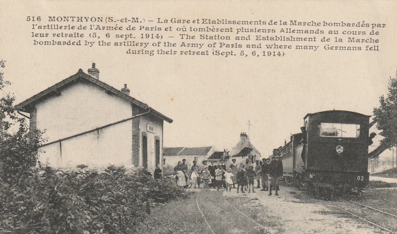 77 MONTHYON. Train dans la Gare bien animée 1916