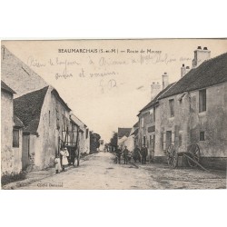 77 BEAUMARCHAIS. Route de Moussy avec Facteur à vélo 1918