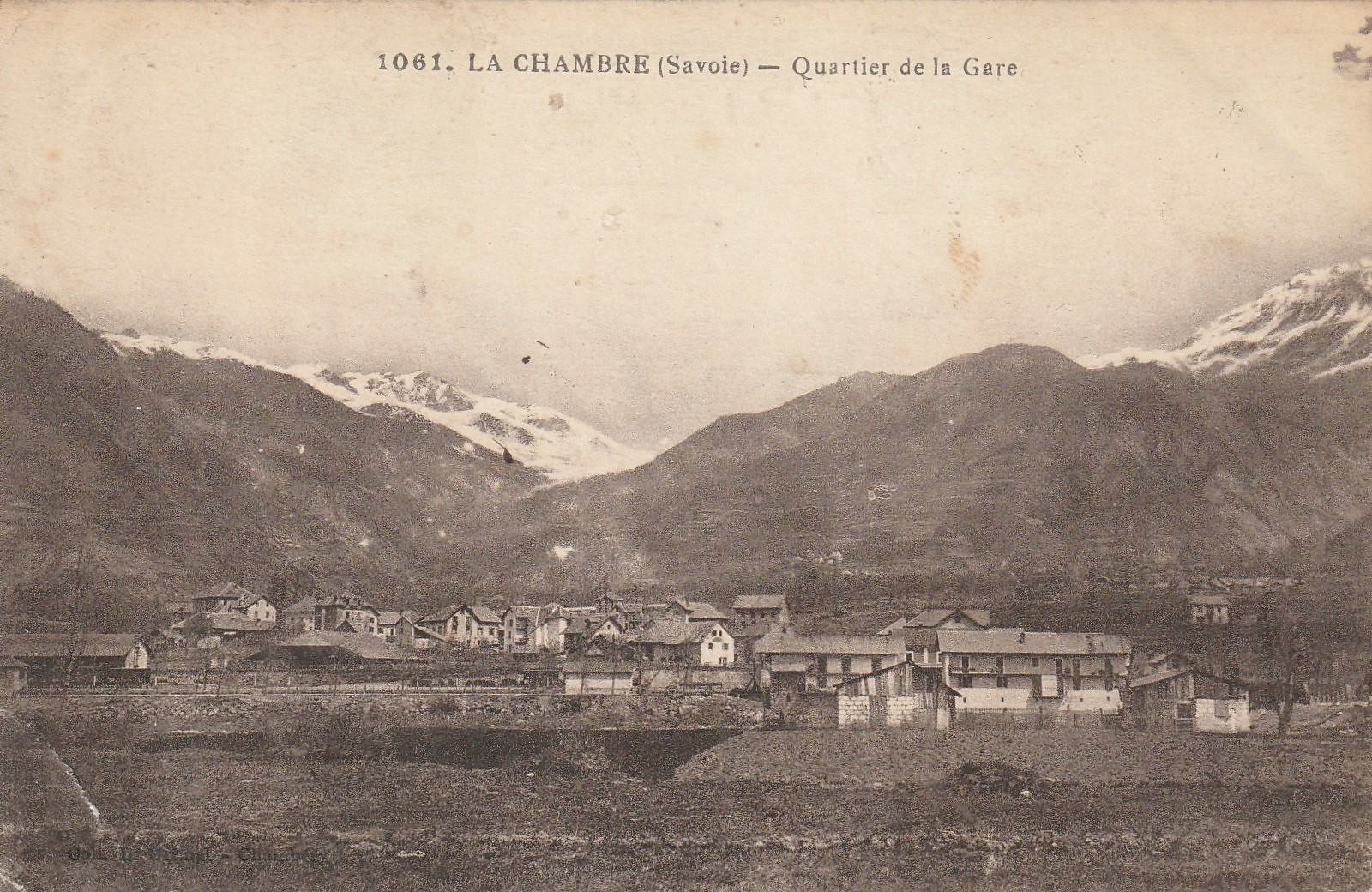 73 LA CHAMBRE. Quartier de la Gare. Timbre Taxe et 2 de 5 centimes 1928