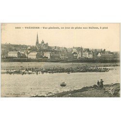 carte postale ancienne 22 TREGUIER. Un jour de Pêche aux Huîtres à pied