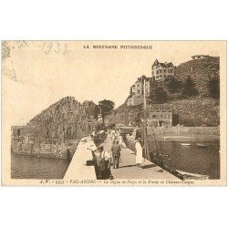 carte postale ancienne 22 VAL-ANDRE. Digue de Piégu et Pointe de Château-Tanguy 1937