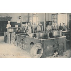 94 SAINT-MANDE. Les Cuisines Hôpital Militaire Bégin 1910
