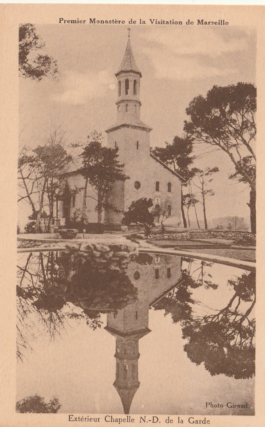 13 MARSEILLE. Chapelle Notre-Dame de la Garde Monastère