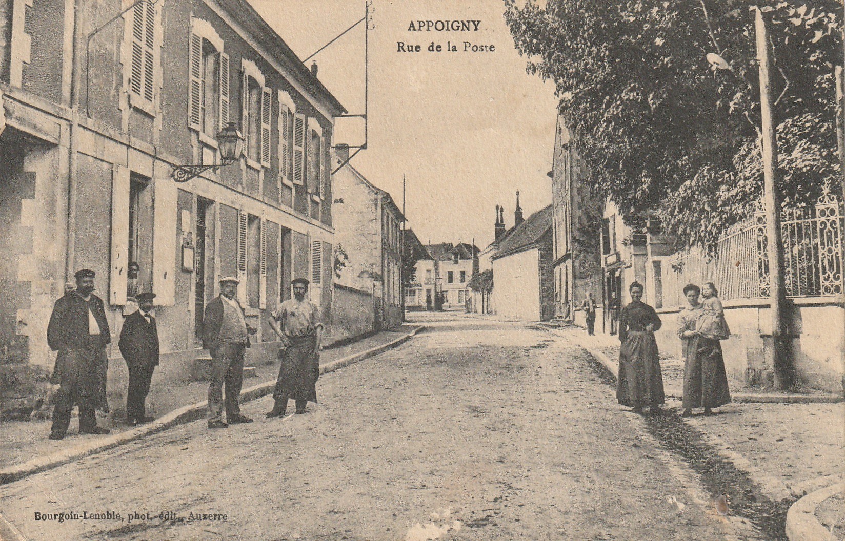 89 APPOIGNY. Rue de la Poste 1910