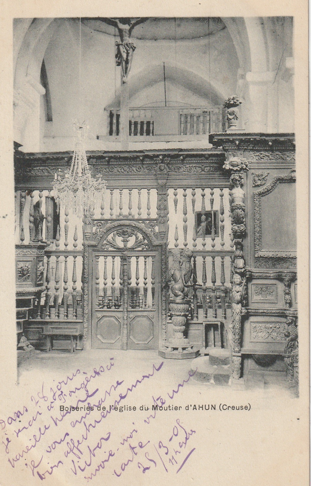 23 Moutier d'AHUN. Boiserie de l'Eglise 1905