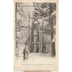 86 LIGUGE. Abbaye Saint Martin Prêtre Porte Eglise Abbatial. Fiche collée verso Premier Timbre photocopié 1903