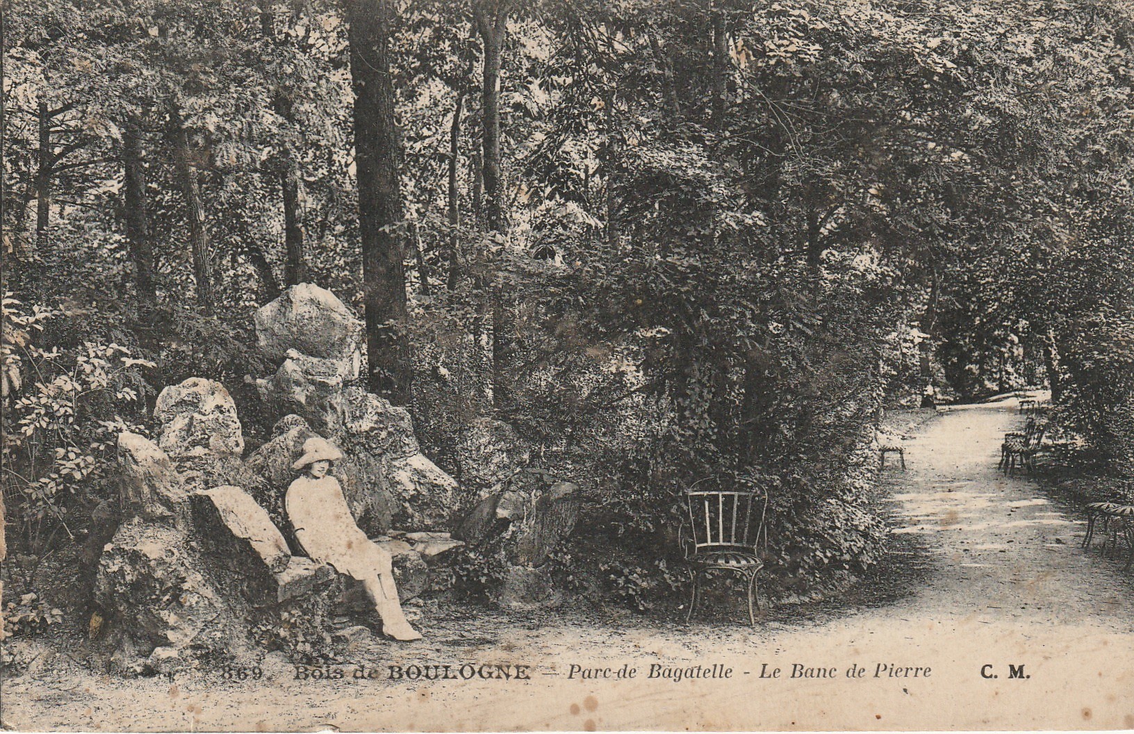 PARIS 16° 2 x cpa BOIS DE BOULOGNE. Banc de Pierre Parc de Bagatelle et Grille Honneur Château Bagatelle