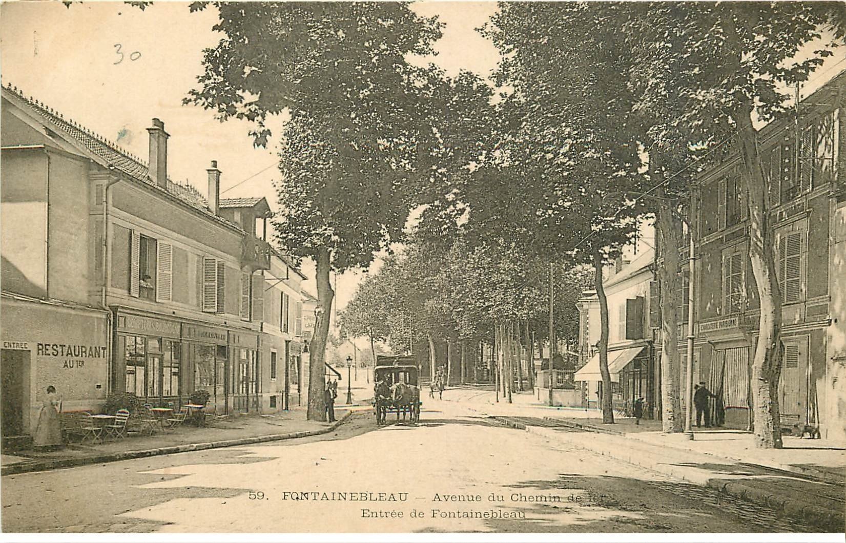 carte postale ancienne 77 FONTAINEBLEAU. Avenue du Chemin de Fer 1903 Comptoir de Bourgogne