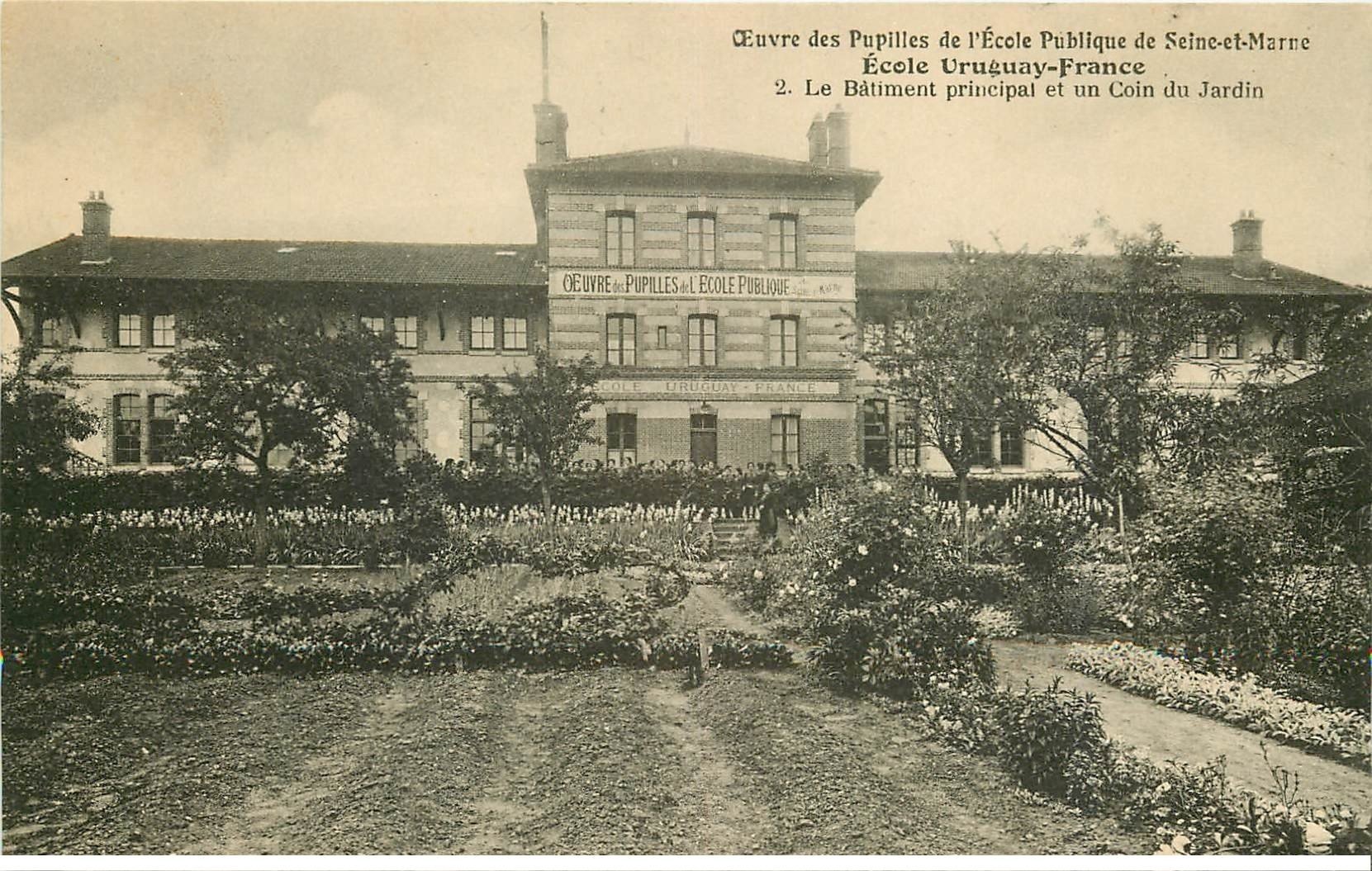 carte postale ancienne 77 AVON. Ecole des Pupilles Uruguay-France. Bâtiment principal et Jardin