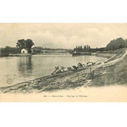 carte postale ancienne 77 BOIS-LE-ROI. Barrage et Ecluse 1904. Lavandières et Laveuses