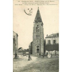 carte postale ancienne 77 BARCY. Place communale avec cadrans horloge de l'Eglise à terre 1914