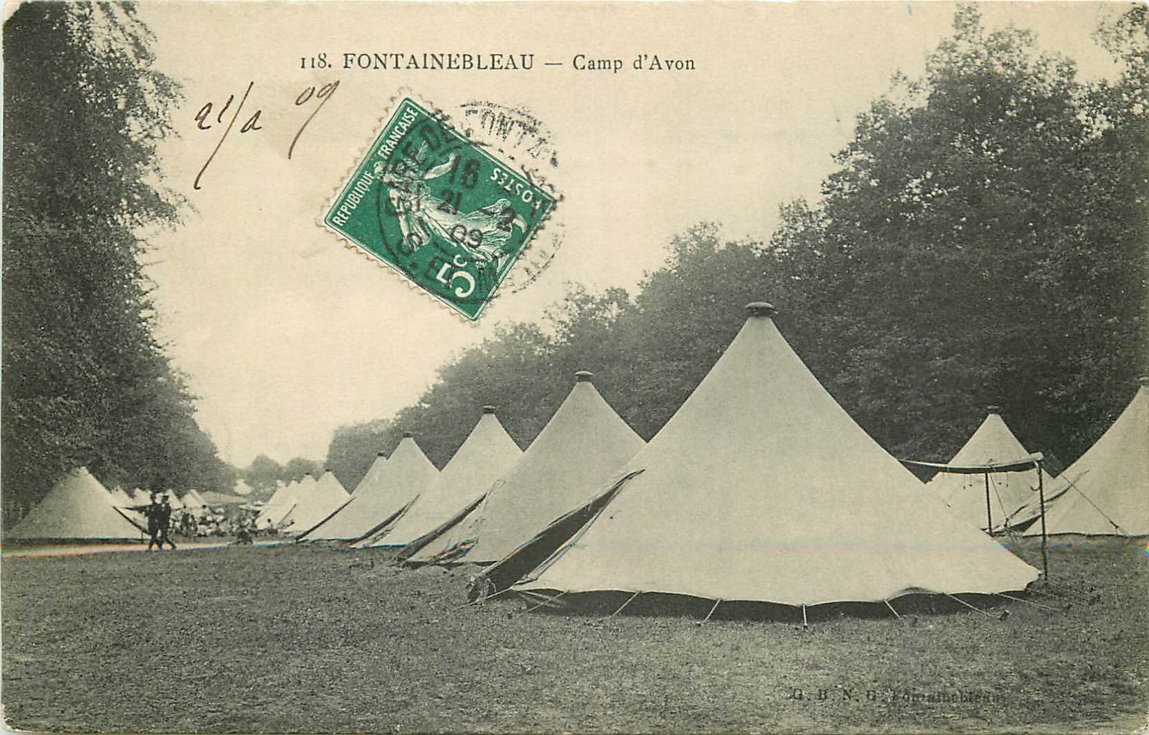 CPA CAMP-de-MAILLY - Parc d'Artillerie (71536 CPA CAMP-de-MAILLY - Parc d'Artillerie (71536