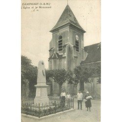 carte postale ancienne 77 DAMPMART. Eglise et Monument 1922. Top carte rare