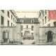 carte postale ancienne 77 MEAUX. Militaires Entrée du Quartier Luxembourg 1908 Caserne