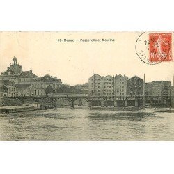 carte postale ancienne 77 MEAUX. Passerelle et Moulins 1910