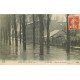 carte postale ancienne 77 MELUN. Crue Inondation 1910. Quai de Courtille Epicerie inondée