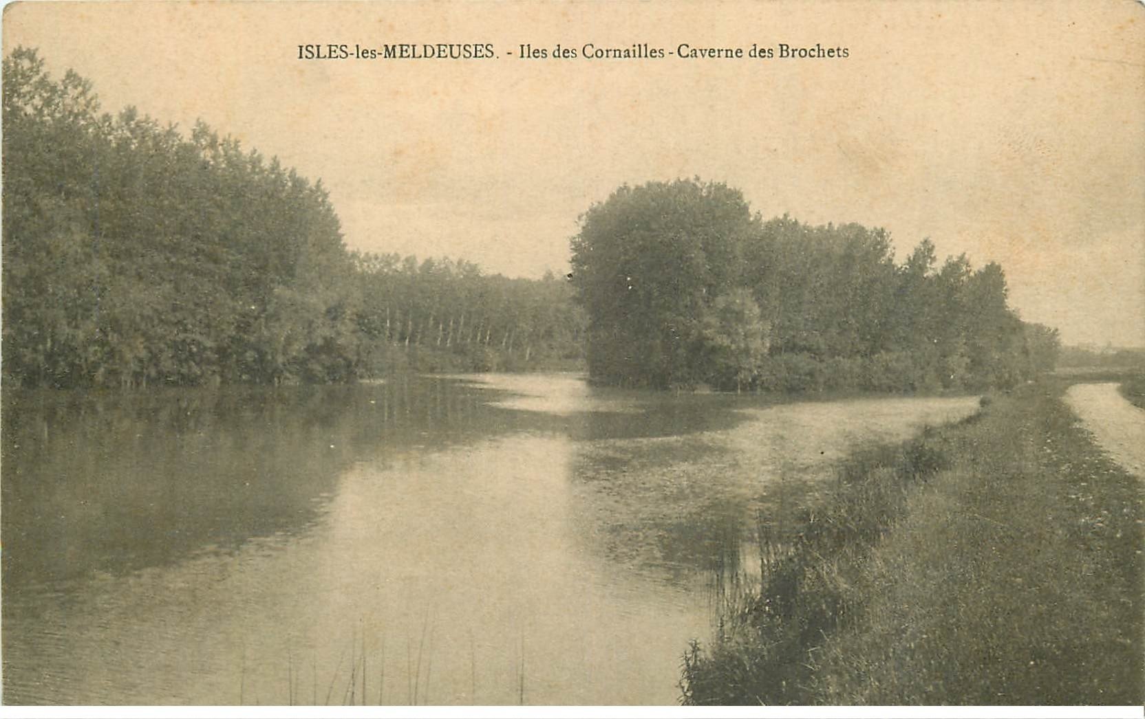 carte postale ancienne 77 ISLES-LES-MELDEUSES. Iles des Cornailles Caverne des Brochets