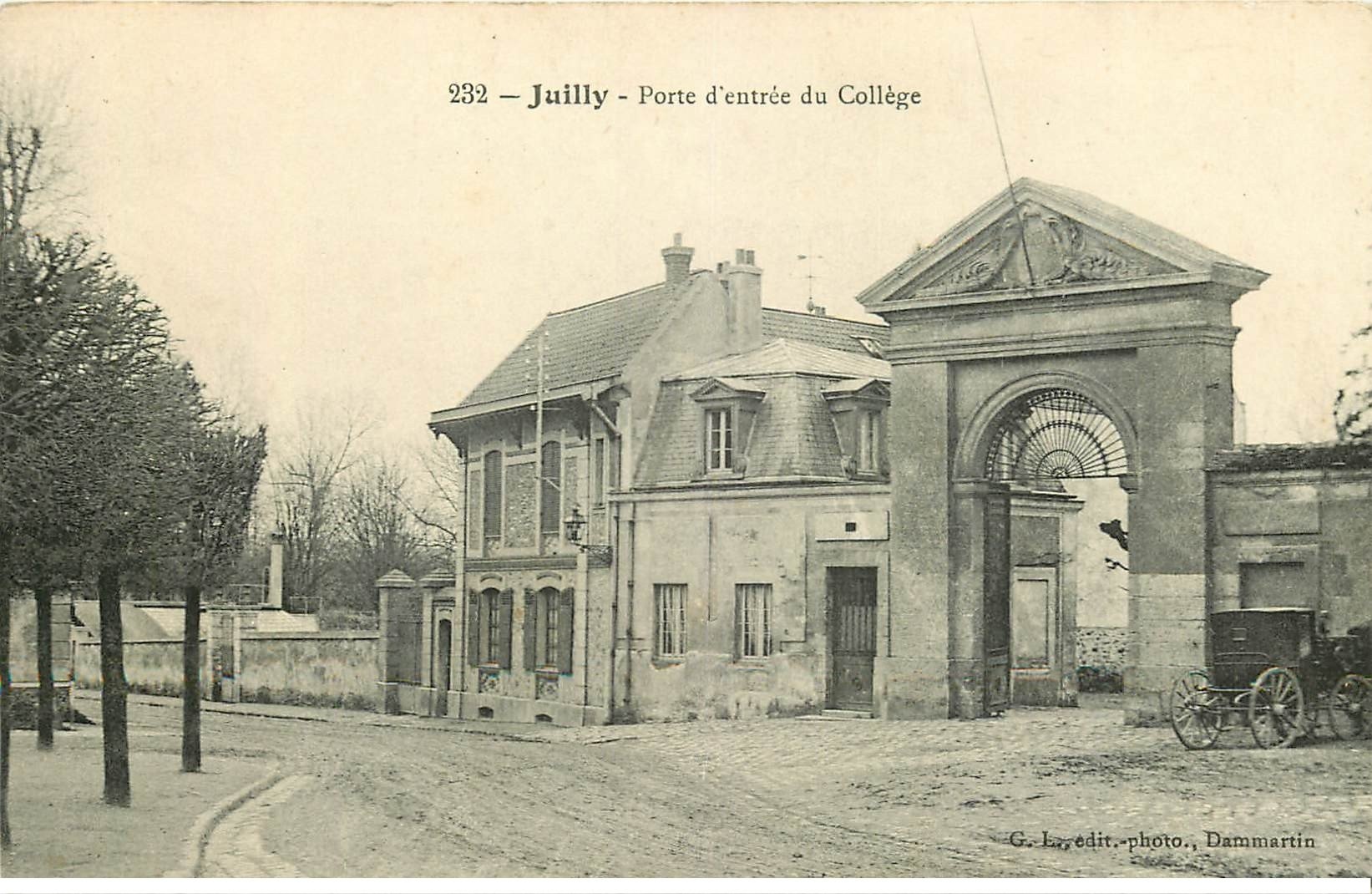 carte postale ancienne 77 JUILLY. Porte du Collège