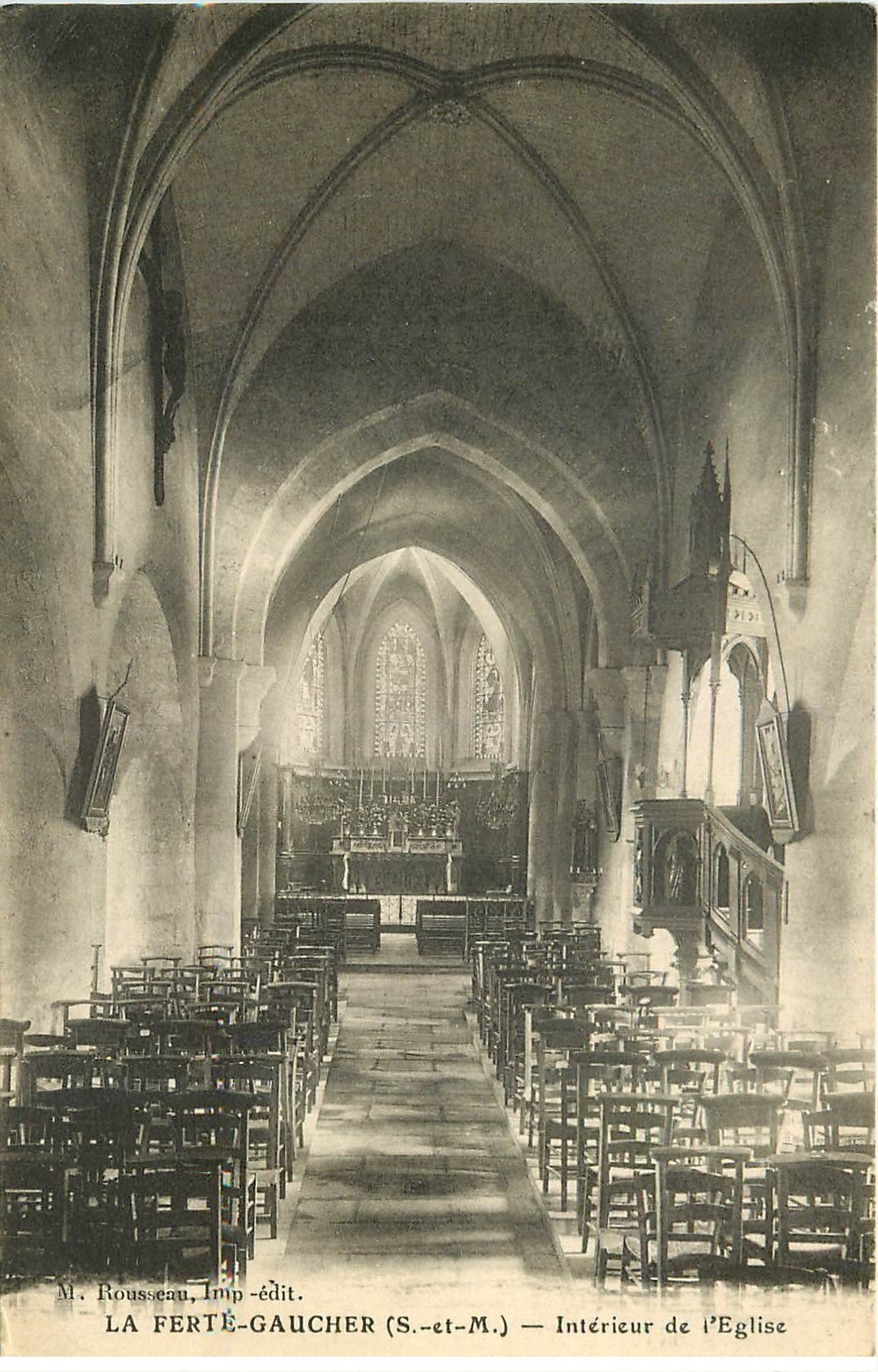 carte postale ancienne 77 LA FERTE-GAUCHER. Intérieur Eglise 1916