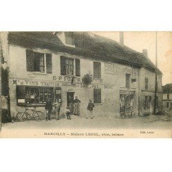 carte postale ancienne 77 MARCILLY. Maison Lebel vins et tabacs. Facteur en vélo 1918
